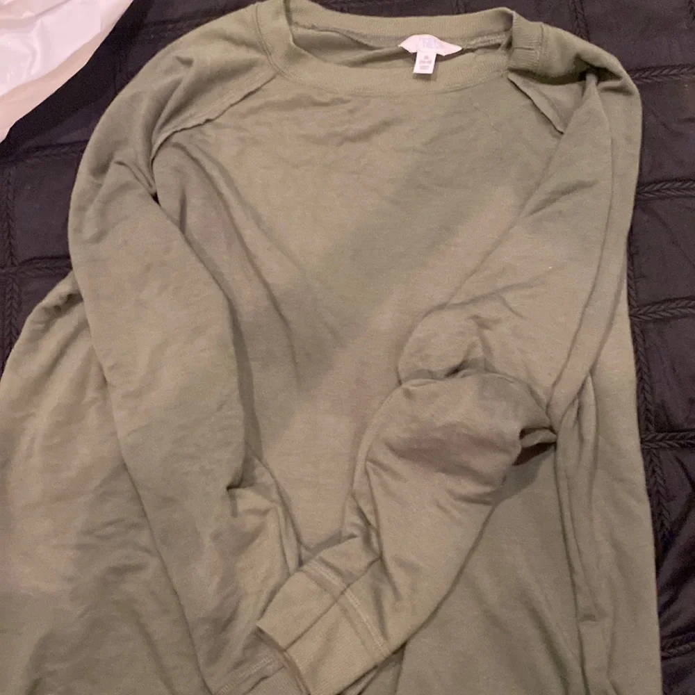 Long sweater - Picture 1 of 1